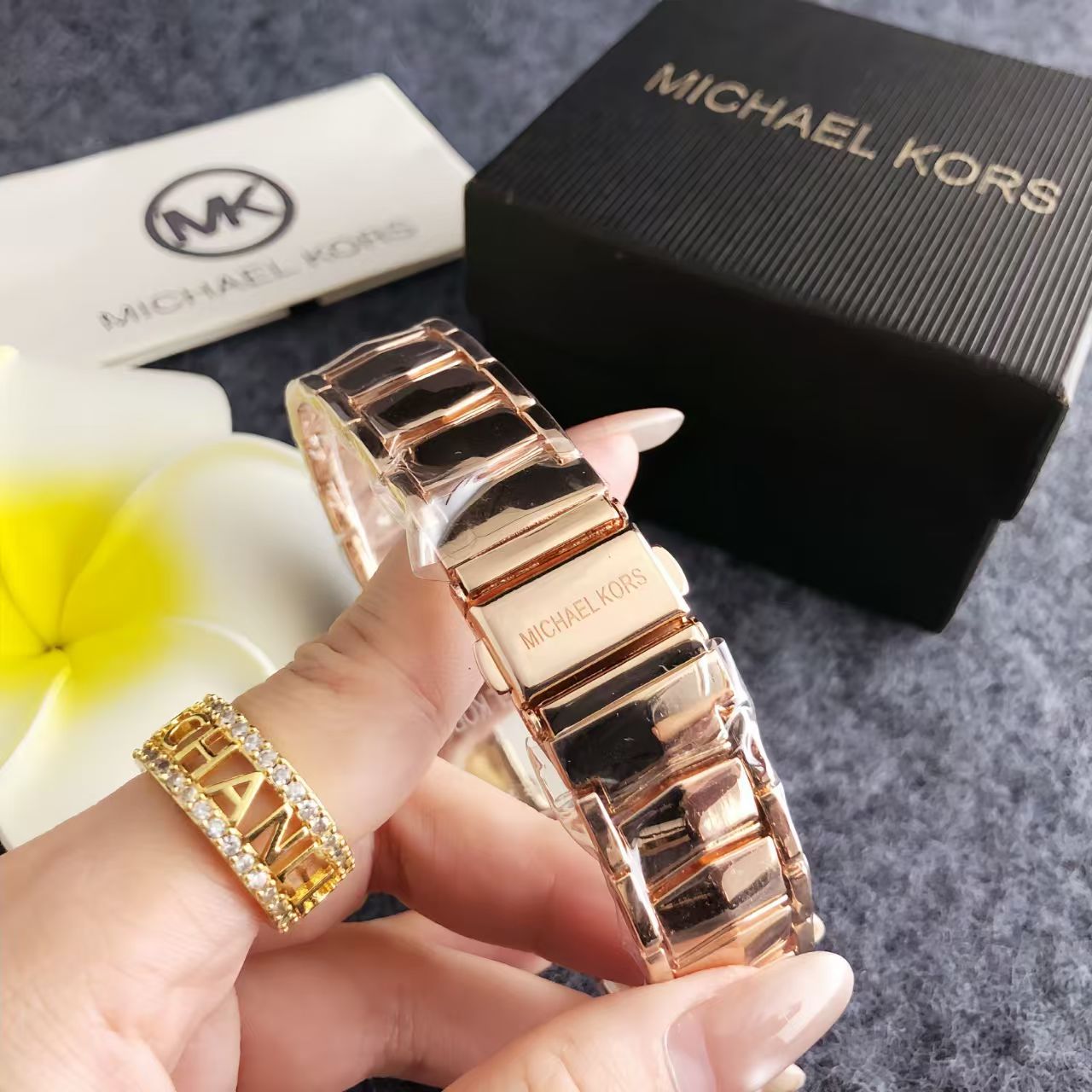Michael Kors Yeni Moda ve Şık  - Luxury Watch Photography incelemesi ve fiyatı