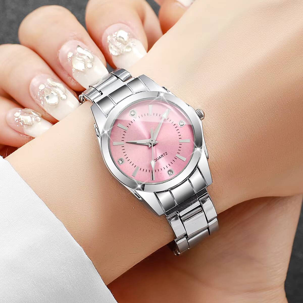 Lüks Rhinestone Kadın Saatler  - Luxury Watch Case Travel incelemesi ve fiyatı