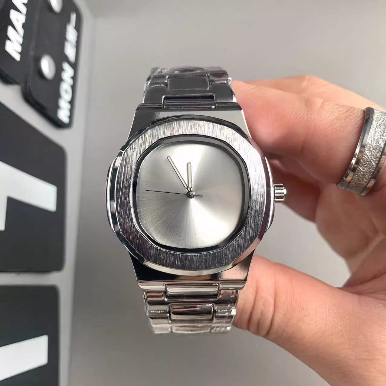 Özel Logo Erkek Kuvars Saat Mi - Luxury Watch Brands Logo incelemesi ve fiyatı